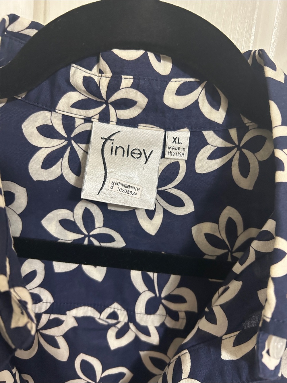 Finley Agatha, Navy Floral Button-Down Blouse, 100% Cotton, XL - Picture 2 of 9